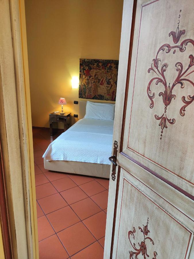 Casa Duchesse Al Castello Apartment Ferrara Bagian luar foto