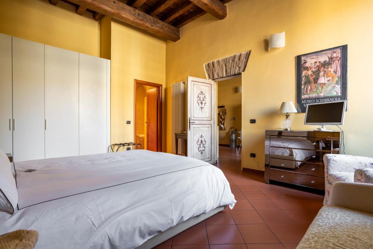 Casa Duchesse Al Castello Apartment Ferrara Bagian luar foto